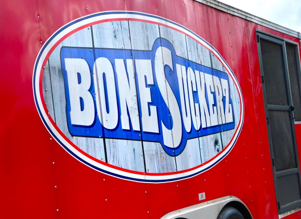 Oh, hello, there&#039;s a barbecue joint (Bonesuckerz)