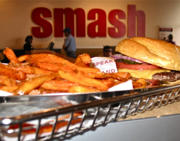 Smashburger on its way to town