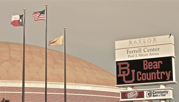 Hey, graduates, where you wanna eat?