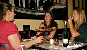 Rosati&#039;s, Valley Mills Vineyards bring in crowd with event