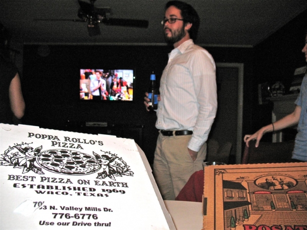 Poppa Rollo&#039;s, Rosati&#039;s, Papa John&#039;s complement TV smorgasbord