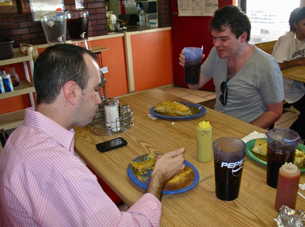 Friday news and notes: Which Wich, Mama Fu&#039;s on the way