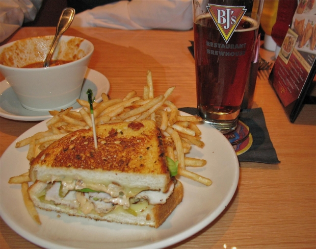 BJ&#039;s Brewhouse looking toward April opening