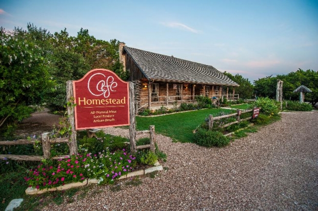 Seats available for Cafe Homestead Farm-to-Table Dinner