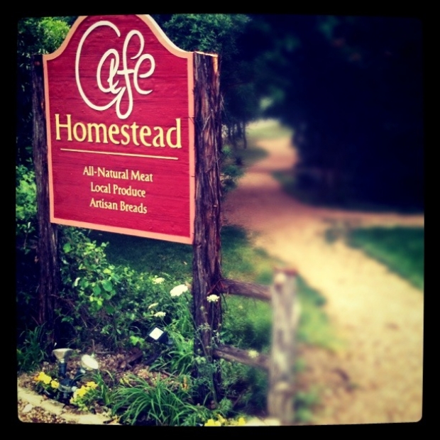 Cafe Homestead hosting Holiday Evening